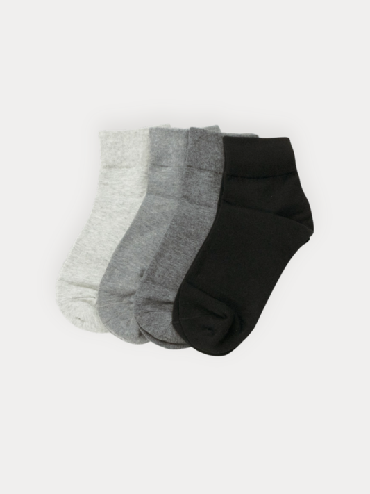 Four ankle socks in light grey, mid grey, and black.