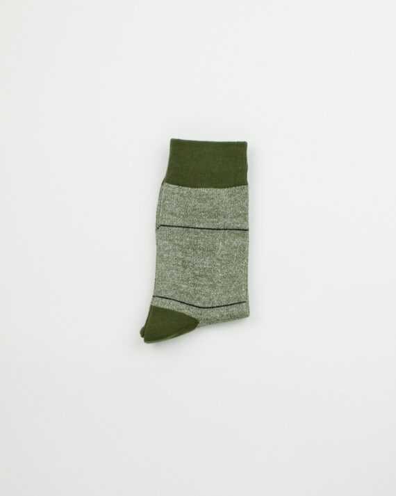 MensMixedColorGreenCrewSocksDetailTwo